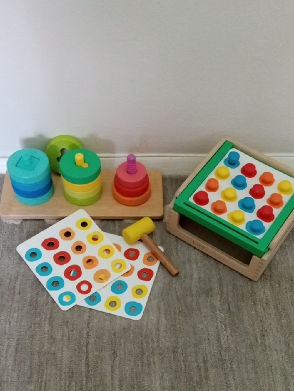 Lovevery The Researcher Play Kit months 31, 32, 33 -- Match And Tap, Twist Pivot